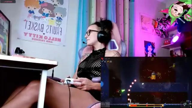 Image 7 of emeryfennec Stream on Chaturbate on 6 months ago