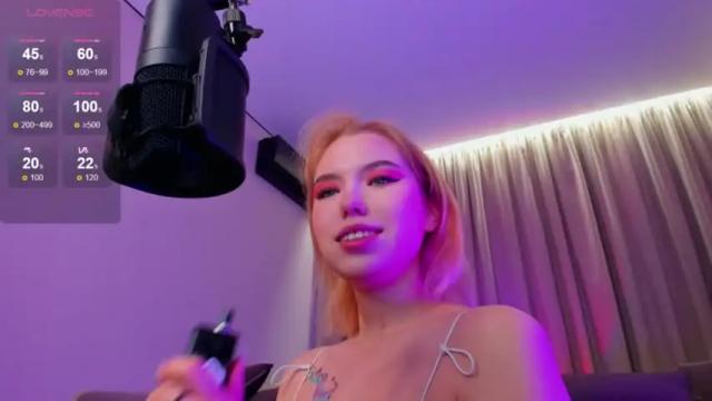 Thumbnail 2, emi__sweet's Stream at Chaturbate, 17 months ago
