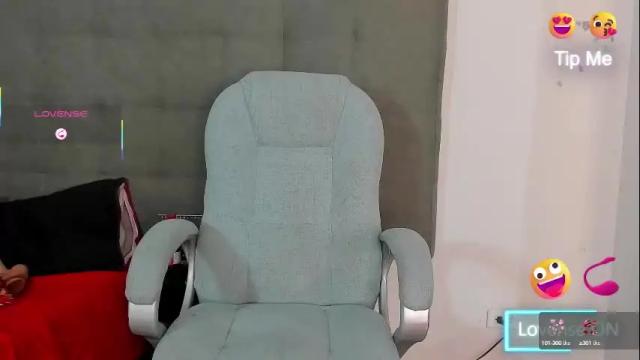 Thumbnail 1, emi_kitty's Stream at Chaturbate, 18 days ago