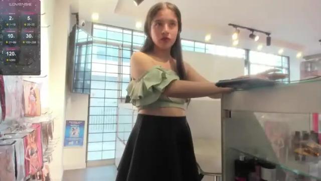 Image 8 of emi_sun_ Stream on Chaturbate on 15 months ago