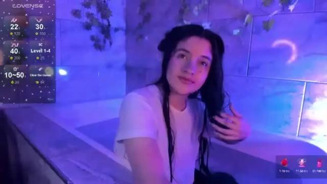 Image 10 of emi_sun_ Stream on Chaturbate on 15 months ago