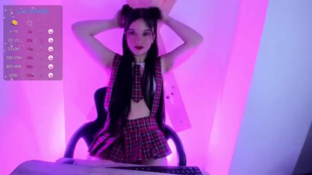 Image 2 of emi_sun_ Stream on Chaturbate on 14 months ago
