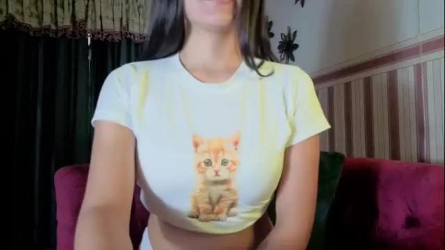 Image 3 of emigomez_ Stream on Chaturbate on 9 days ago