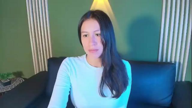 Image 4 of emigomez_ Stream on Chaturbate on 2 days ago