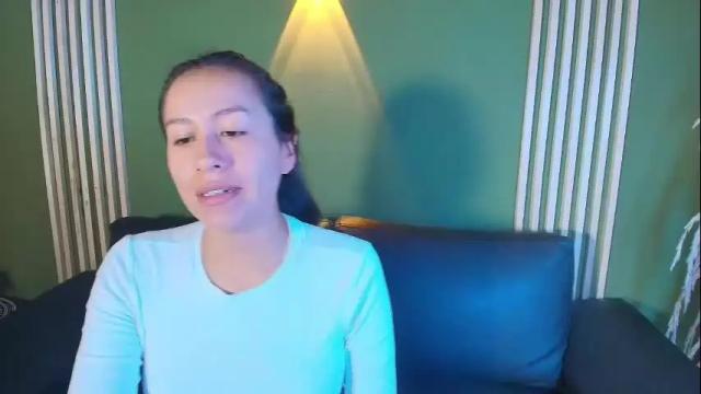 Image 8 of emigomez_ Stream on Chaturbate on 2 days ago