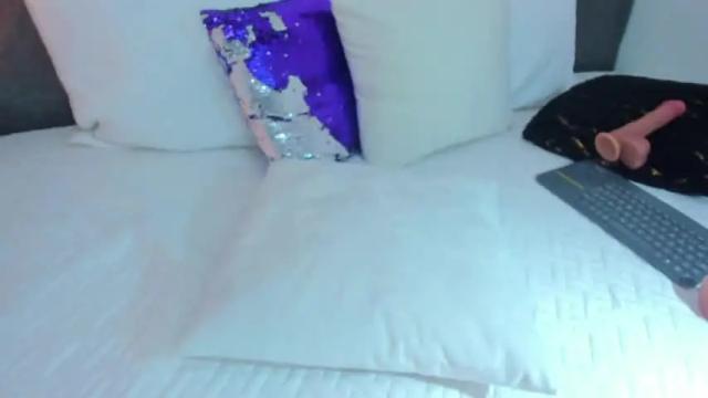 Image 3 of emiily_bell Stream on Chaturbate on 14 months ago