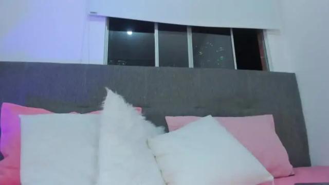 Thumbnail 2, emiily_bell's Stream at Chaturbate, 13 months ago