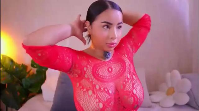 Image 4 of emiily_bell Stream on Chaturbate on 2 months ago