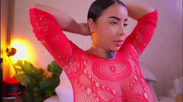 Image 6 of emiily_bell Stream on Chaturbate on 2 months ago