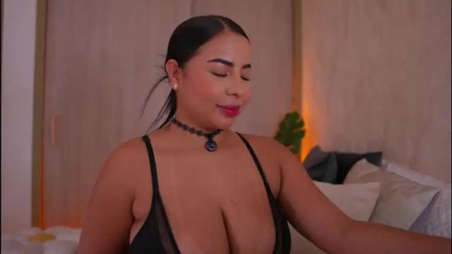 Thumbnail 2, emiily_bell's Stream at Chaturbate, 1 month ago