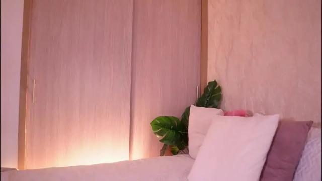 Thumbnail 2, emiily_bell's Stream at Chaturbate, 29 days ago