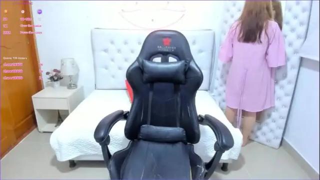 Image 11 of emiily_cortes Stream on Chaturbate on 1 month ago