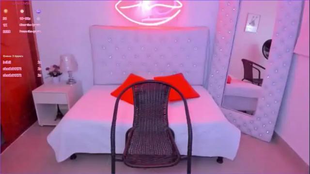 Image 3 of emiily_cortes Stream on Chaturbate on 1 month ago