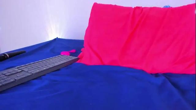 Image 6 of emiily_parkerr Stream on Chaturbate on 1 month ago