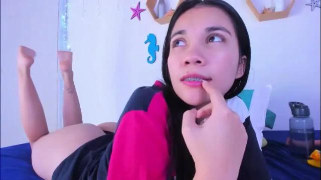 Image 7 of emiily_parkerr Stream on Chaturbate on 2 months ago