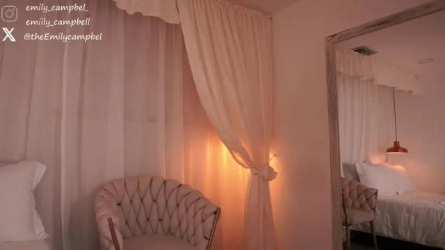 Image 10 of emiilycampbell Stream on Chaturbate on 1 month ago