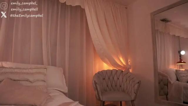 Image 6 of emiilycampbell Stream on Chaturbate on 14 days ago