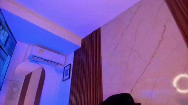 Image 2 of emiilycollins1 Stream on Chaturbate on 2 months ago