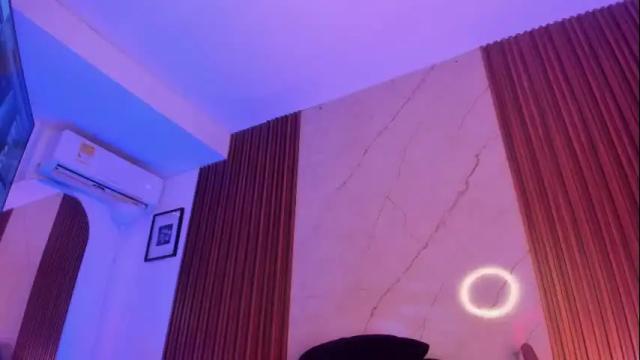 Image 12 of emiilycollins1 Stream on Chaturbate on 1 month ago