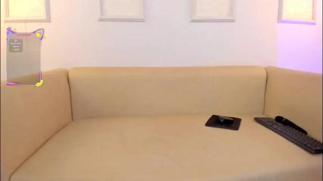 Image 8 of emiilycutex_ Stream on Chaturbate on 2 months ago