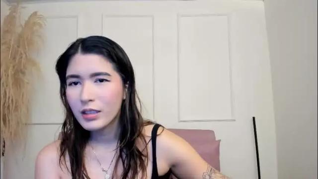 Thumbnail 1, emiilycutex_'s Stream at Chaturbate, 1 month ago