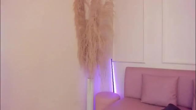 Thumbnail 2, emiilycutex_'s Stream at Chaturbate, 1 month ago