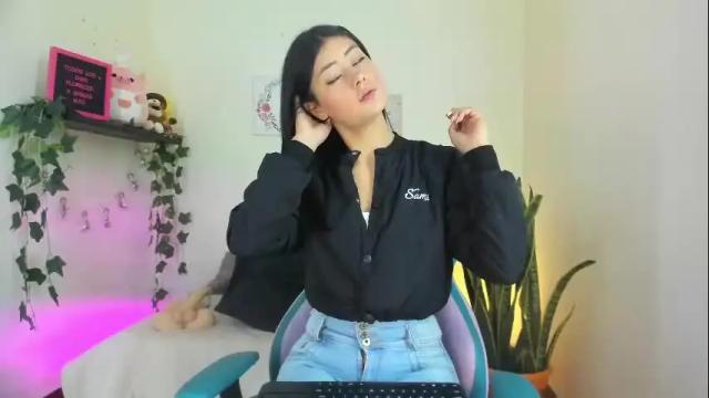 Image 10 of emiilys_choopper Stream on Chaturbate on 1 month ago