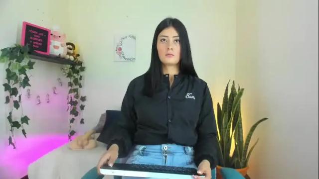 Thumbnail 2, emiilys_choopper's Stream at Chaturbate, 1 month ago