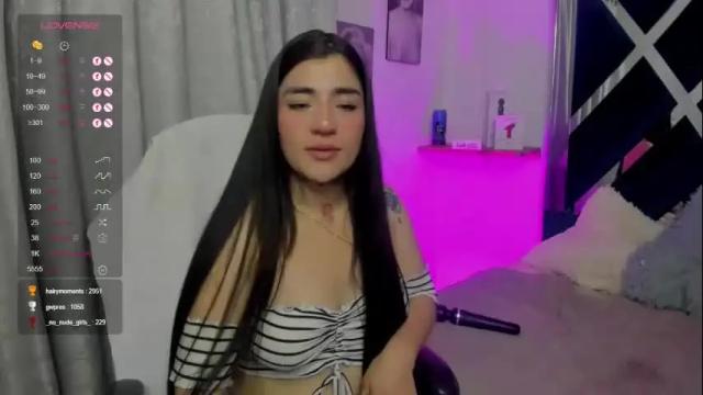 Image 10 of emilayton_ Stream on Chaturbate on 1 month ago