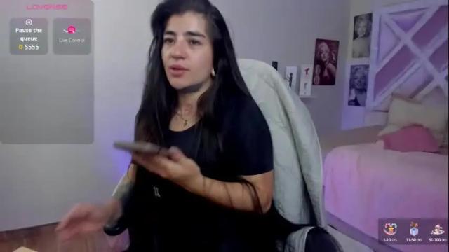 Image 7 of emilayton_ Stream on Chaturbate on 1 month ago