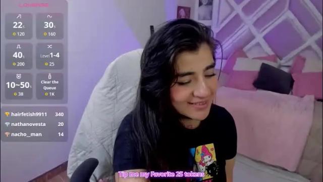 Image 3 of emilayton_ Stream on Chaturbate on 1 month ago