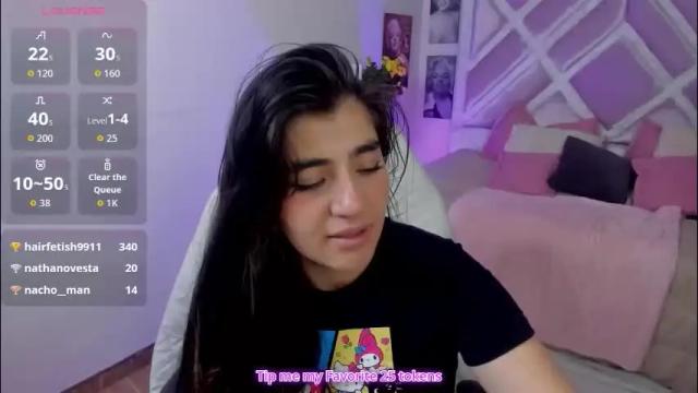 Image 4 of emilayton_ Stream on Chaturbate on 1 month ago