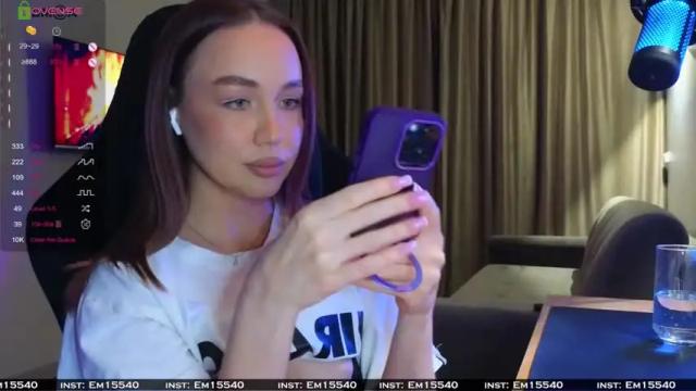 Image 11 of emili1_bc Stream on Chaturbate on 15 months ago