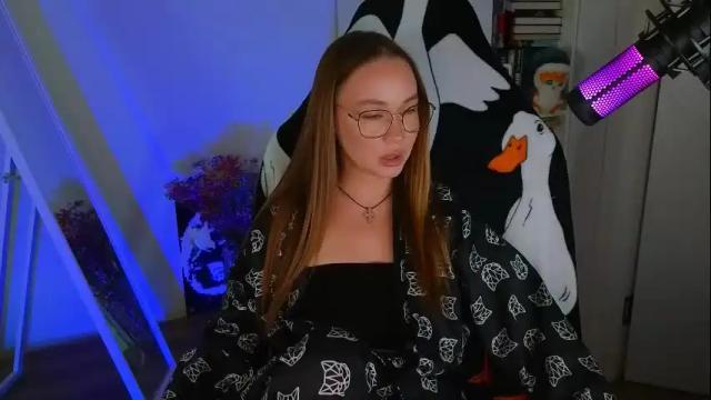 Image 10 of emili1_bc Stream on Chaturbate on 2 months ago