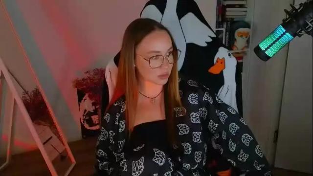Image 8 of emili1_bc Stream on Chaturbate on 2 months ago