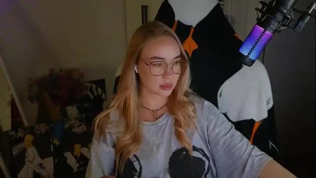 Thumbnail 3, emili1_bc's Stream at Chaturbate, 1 month ago