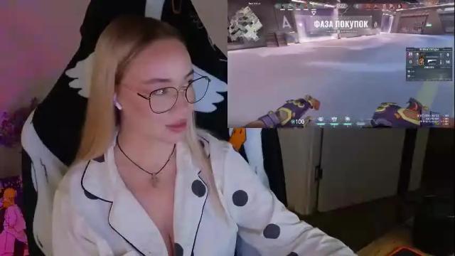 Image 4 of emili1_bc Stream on Chaturbate on 1 month ago
