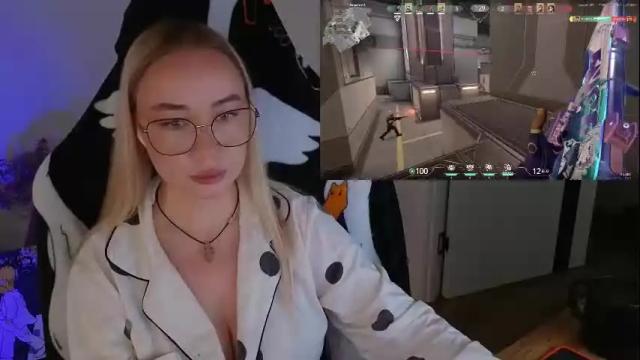 Image 6 of emili1_bc Stream on Chaturbate on 1 month ago