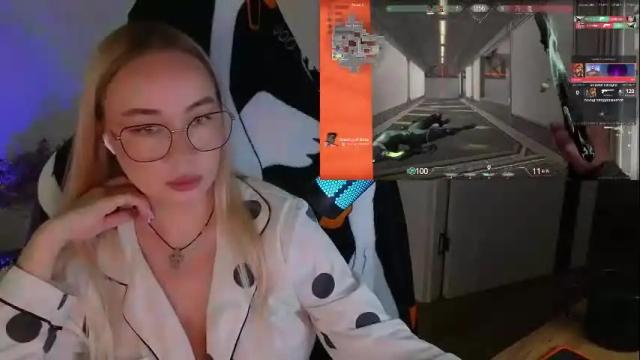 Image 8 of emili1_bc Stream on Chaturbate on 1 month ago