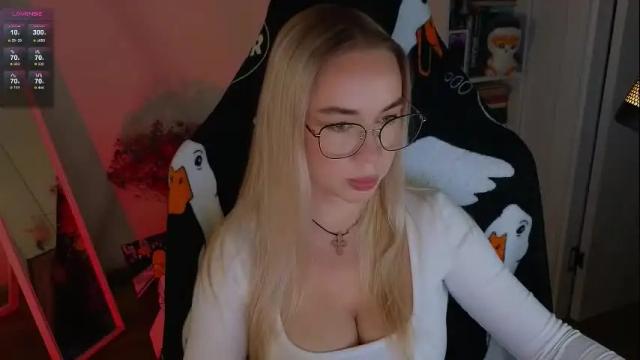 Thumbnail 1, emili1_bc's Stream at Chaturbate, 1 month ago