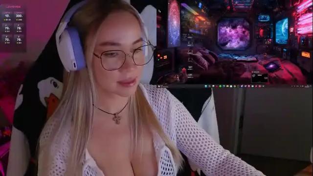 Image 2 of emili1_bc Stream on Chaturbate on 1 month ago