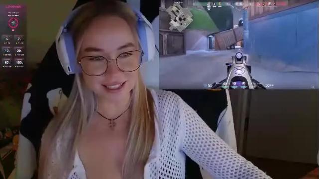 Image 4 of emili1_bc Stream on Chaturbate on 1 month ago