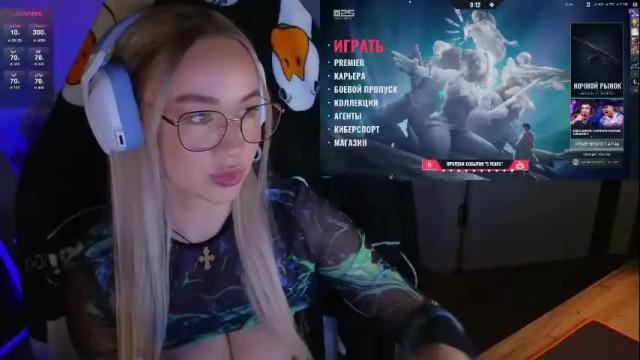 Image 6 of emili1_bc Stream on Chaturbate on 1 month ago
