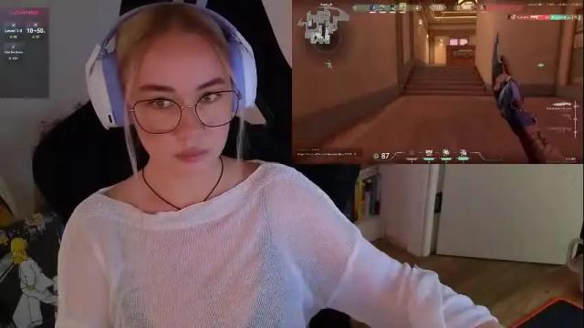 Image 12 of emili1_bc Stream on Chaturbate on 27 days ago