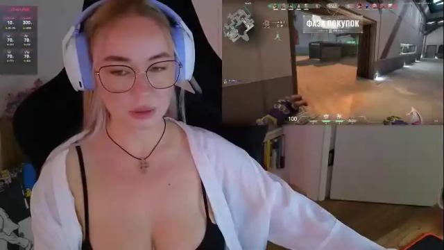 Image 6 of emili1_bc Stream on Chaturbate on 27 days ago
