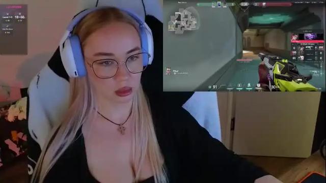 Image 10 of emili1_bc Stream on Chaturbate on 22 days ago