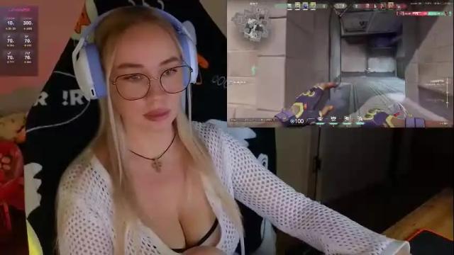 Image 4 of emili1_bc Stream on Chaturbate on 19 days ago