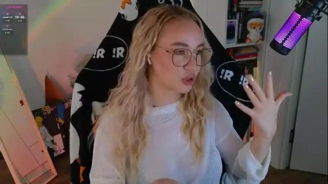 Image 7 of emili1_bc Stream on Chaturbate on 8 days ago