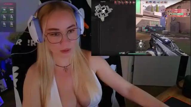 Image 10 of emili1_bc Stream on Chaturbate on 7 days ago
