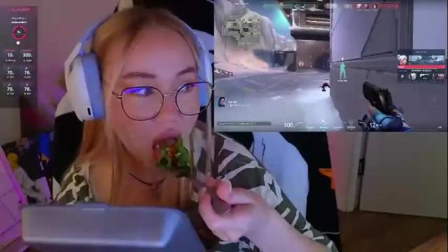 Image 11 of emili1_bc Stream on Chaturbate on 6 days ago